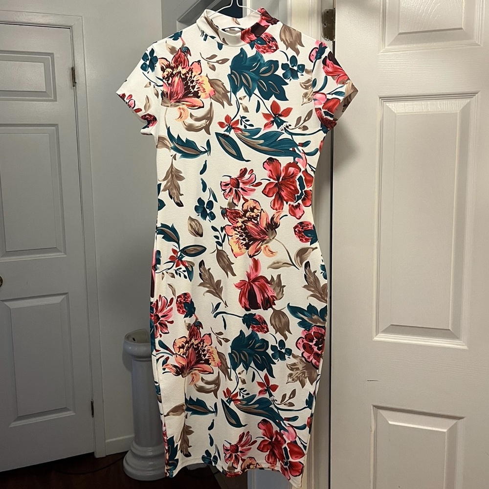 SHEIN Flower studded dress! 🌺 🌸